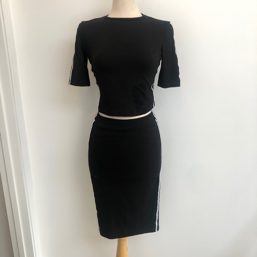 Sporty Crop top & skirt set
